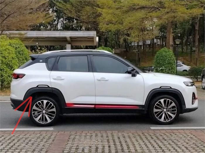 Накладка арки задняя правая Changan CS35PLUS S111F2713060400