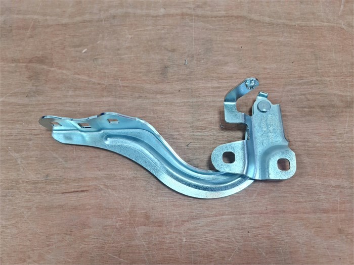 Петля капота правая Changan Cs35 Plus S111F2701010600AA