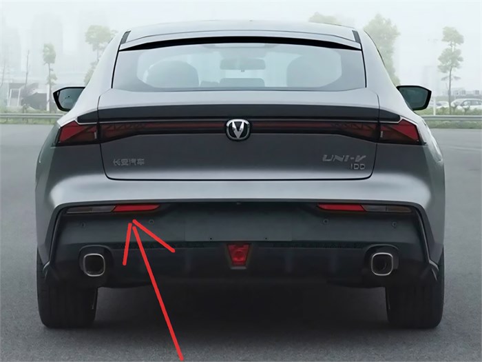 Задний фонарь левый Changan UNI-V C281F2805030700-1