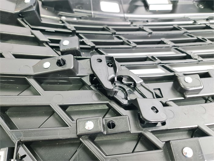 Заглушка решетки радиатора левая Changan UNI-V 2803410DE01