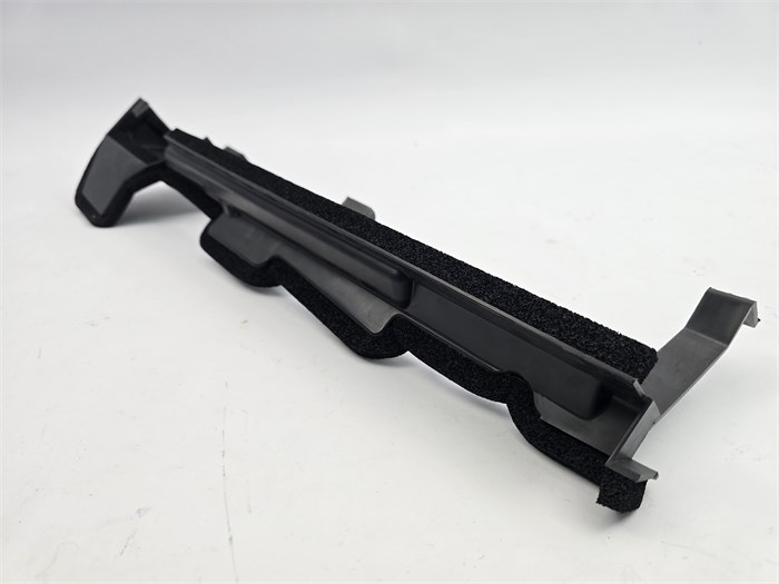 Дефлектор радиатора охлаждения правый Jetour T2 / Traveller F268119013