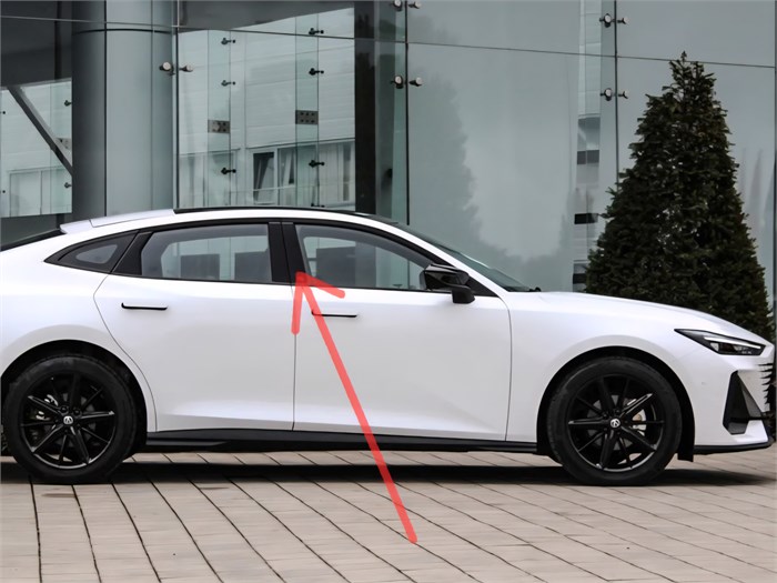 Накладка стойки передней правой двери Changan UNI-V C281F2709040500