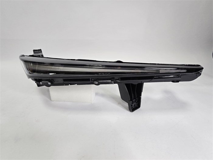 Фара правая Changan UNI-T (верхняя) S202F2805010601