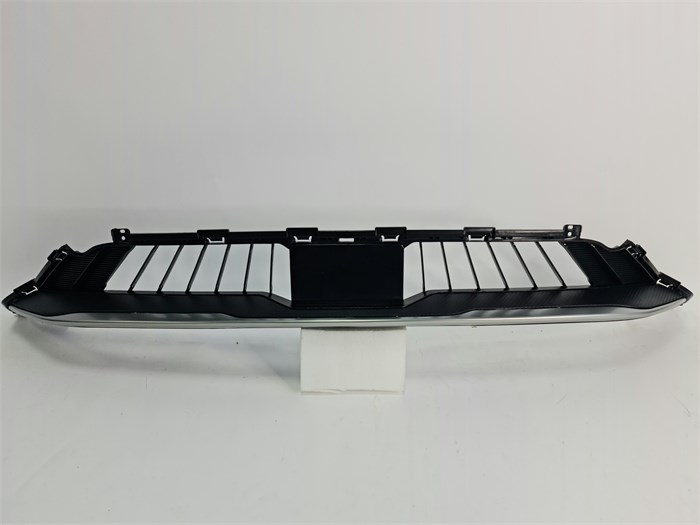 Решетка переднего бампера Changan (карбон) UNI-K CD569F2713012311