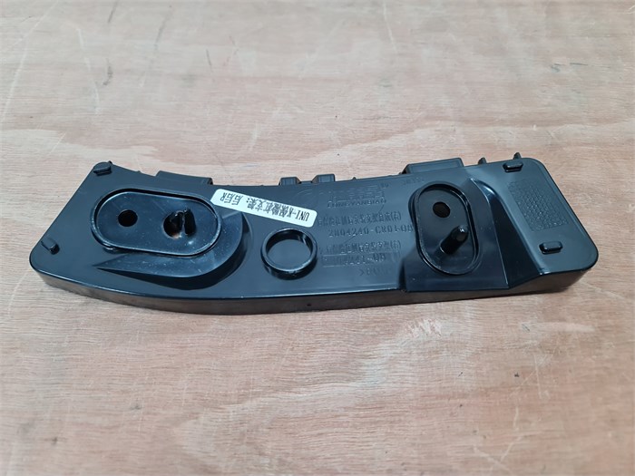 Кронштейн заднего бампера правый Changan UNI-K CD569F2713030700