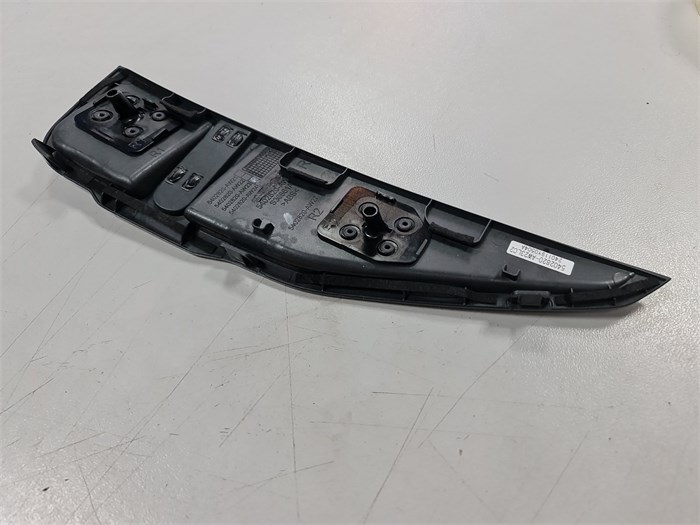 Вставка переднего крыла правая Changan CS55 PLUS (глубокий чёрный) S203F2709022050