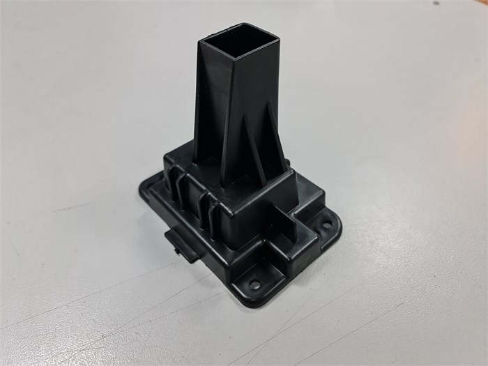 Кронштейн бампера переднего Changan UNI-T 2803132CN01