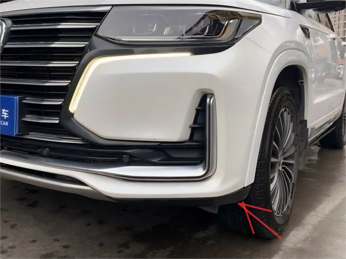 Накладка бампера передняя левая Changan CS95 I рестайлинг S4010663600