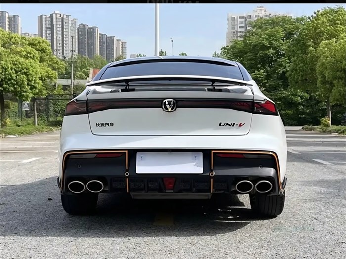 Бампер задний Changan UNI-V Sport (Лунный белый) C281F2713031000-2