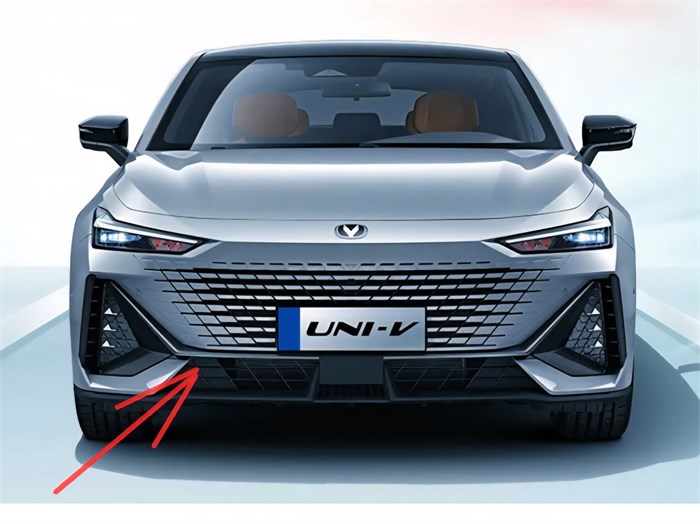 Молдинг бампера переднего правый Changan UNI-V C281F2713012000