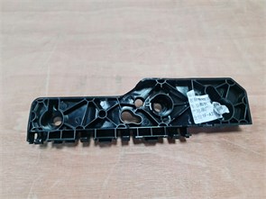 {{photo.Alt || photo.Description || 'Кронштейн бампера переднего правый Haval H3 2803108XKJ20A'}}