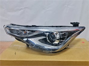 {{photo.Alt || photo.Description || 'Фара левая Changan Alsvin'}}