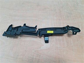 {{photo.Alt || photo.Description || 'Воздуховод радиатора правый Changan CS55 PLUS'}}