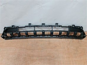 {{photo.Alt || photo.Description || 'Решетка нижняя переднего бампера Changan CS55'}}