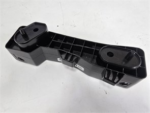 {{photo.Alt || photo.Description || 'Кронштейн бампера заднего левый Changan CS75 Plus'}}