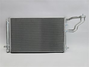 {{photo.Alt || photo.Description || 'Радиатор кондиционера Changan EADO Plus (Новый оригинал)'}}